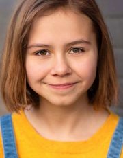 Chloe W